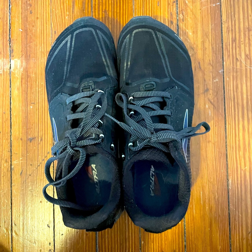 Altra superior trail running shoe